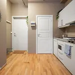 Studio Apt In City Centre